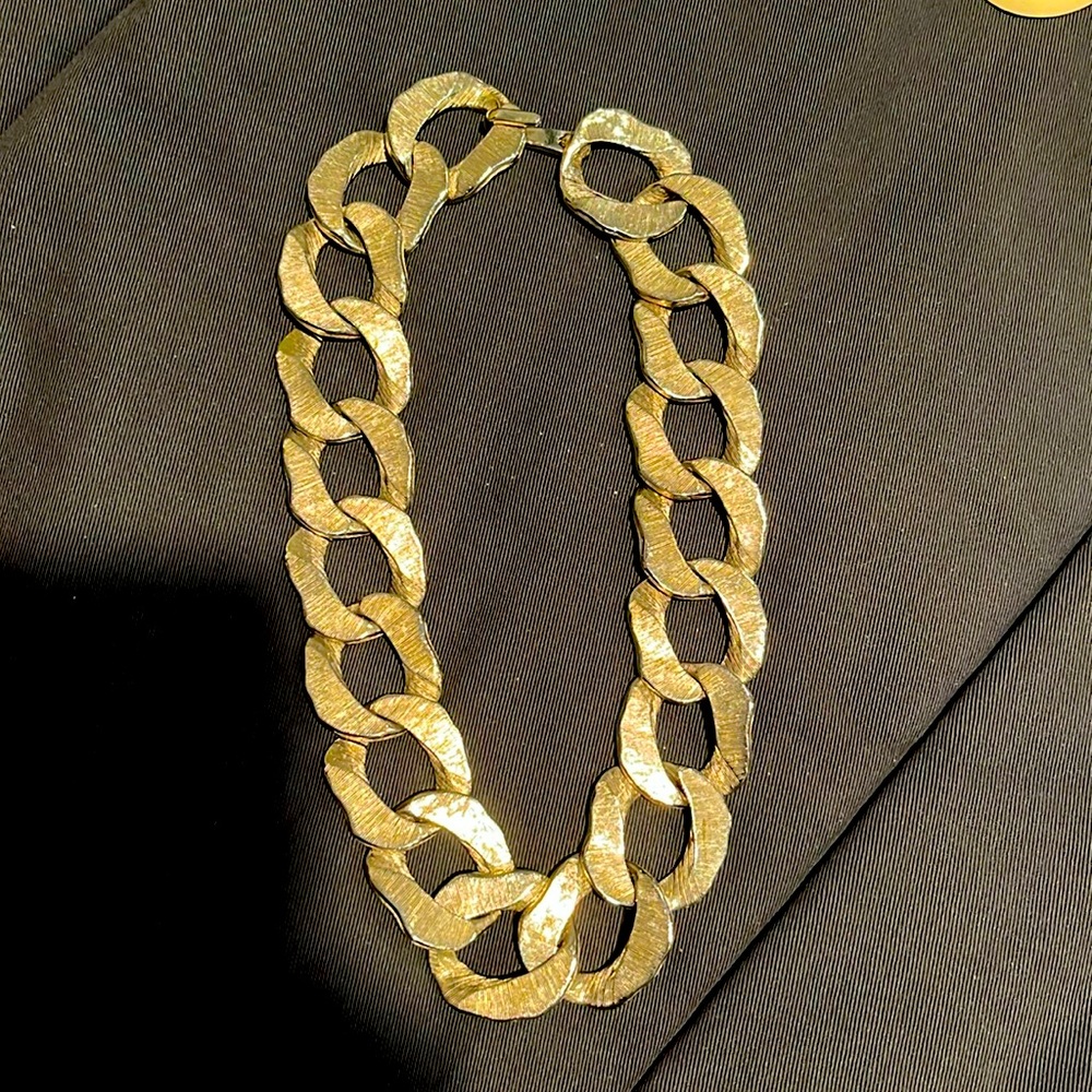 Costume gold necklace